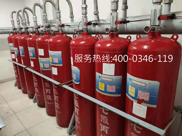 防护区安装管网气体灭火结构与使用方法